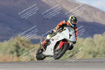 media/Nov-16-2025-Race Pace (Sun) [[8c5fa54630]]/Non Verified Riders (1st 20 Minutes)/7-Turn 9 Entry (210pm)/